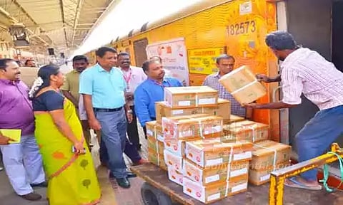 டெல்லி செல்லும் ரெயில்களில் 4 நாட்களுக்கு பார்சல் சேவை நிறுத்தம்..!
