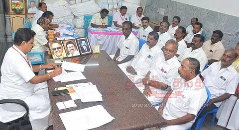 கிழக்கு மாவட்ட தி.மு.க. நிர்வாகிகள் நேர்காணல்