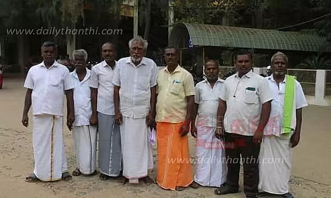 மணிமுத்தாறு அணை 2-வது ரீச்சில் தண்ணீர் திறக்க வேண்டும்; கலெக்டரிடம், விவசாயிகள் மனு