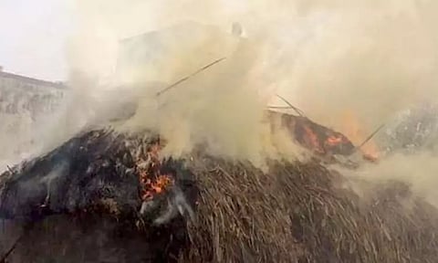 ஆவடி அருகே குடிசை வீடு எரிந்து சாம்பல்