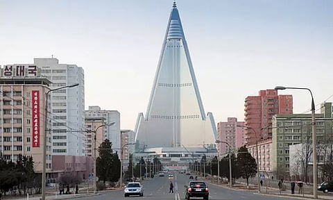 கொரோனா அதிகரிப்பு - வட கொரியா தலைநகரில் ஊரடங்கு