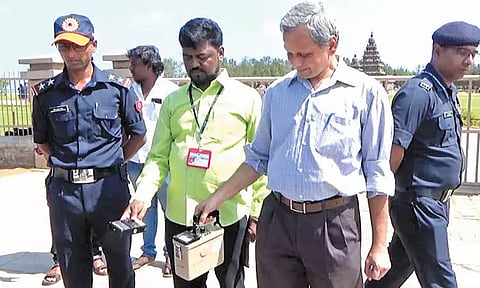 ஜி 20 மாநாட்டு பிரதிநிதிகள் சுற்றுலா வருகை எதிரொலி: மாமல்லபுரம் புராதன சின்னங்களில் அணு விஞ்ஞானிகள் கதிர்வீச்சு ஆய்வு