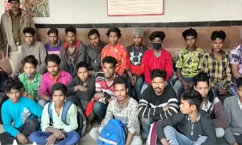 உ.பி.: சம்பளம் இன்றி, கொத்தடிமையாக குழந்தை தொழிலாளர்கள்; அதிரடியாக மீட்பு