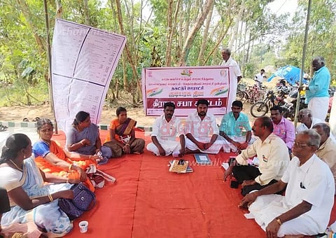 தகட்டூரை தலைமை இடமாக கொண்டுவேதாரண்யம் ஒன்றியத்தை இரண்டாக பிரிக்க வேண்டும்கிராம சபை கூட்டத்தில் தீர்மானம்