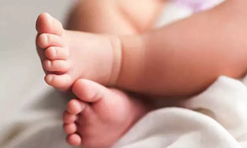 அரியானாவில் ஒடும் பேருந்தில் பெண்ணுக்கு பிரசவம் - பிறந்த குறைமாத குழந்தை உயிரிழப்பு