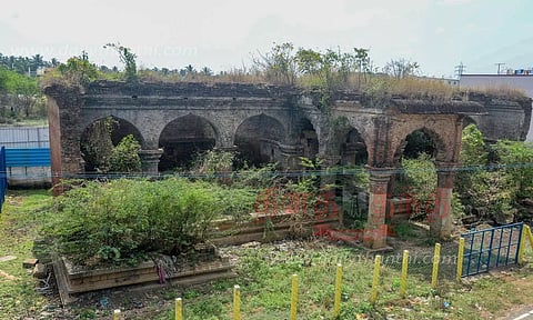 200 ஆண்டுகள் பழமையான ராணி மண்டபம் சிதிலமடைந்து கிடக்கும் அவலம்