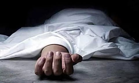 மது அருந்த பணம் தர மறுத்ததால் தாயை கொன்ற கொடூர மகன்