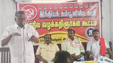 நீதிமன்றங்களில் காலிப்பணியிடங்களை நிரப்ப வேண்டும்