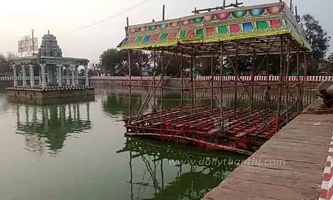 2 ஆண்டுகளுக்கு பிறகு திருப்பரங்குன்றத்தில், நாளை தெப்பத்திருவிழா - பக்தர்கள் குவிகிறார்கள்