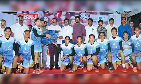 மாநில பெண்கள் கைப்பந்து: எஸ்.ஆர்.எம். அணி 'சாம்பியன்'