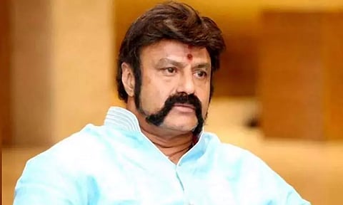 மூத்த நடிகர்களை அவமதித்ததாக எதிர்ப்பு: மன்னிப்பு கேட்ட பாலகிருஷ்ணா