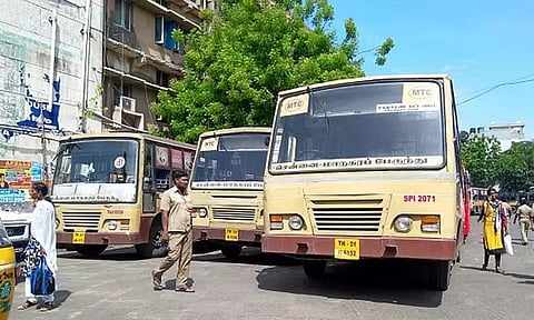 மாநகரப் பேருந்துகளை ஓட்டுநரை தவிர வேறு யாரும் இயக்கக்கூடாது - போக்குவரத்துத்துறை அறிவிப்பு