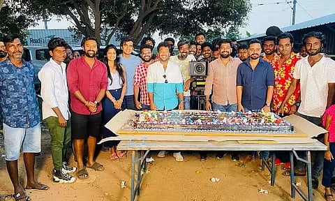 அசோக்செல்வன், சாந்தனு படப்பிடிப்பு நிறைவு.. கேக் வெட்டி கொண்டாடிய படக்குழு