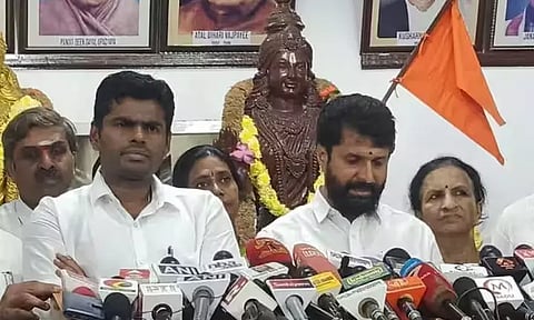 'தமிழ்நாட்டின் நலனுக்காக ஒன்றிணைந்து செயல்பட வேண்டுமென ஈபிஎஸ் - ஓபிஎஸ் இடம் கூறினோம்' - பாஜக மேலிட பொறுப்பாளர் சி.டி.ரவி