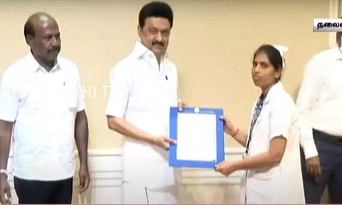 ஒப்பந்த செவிலியர்களுக்கு பணி நியமன ஆணை வழங்கினார் முதல் அமைச்சர் மு.க. ஸ்டாலின்