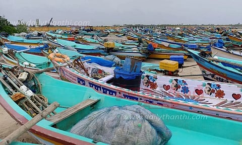 4-வது நாளாக மீனவர்கள் கடலுக்கு செல்லவில்லை