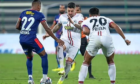 ஐ.எஸ்.எல். கால்பந்து: ஏ.டி.கே.மோகன் பகான்-பெங்களூரு எப்.சி. இன்று பலப்பரீட்சை