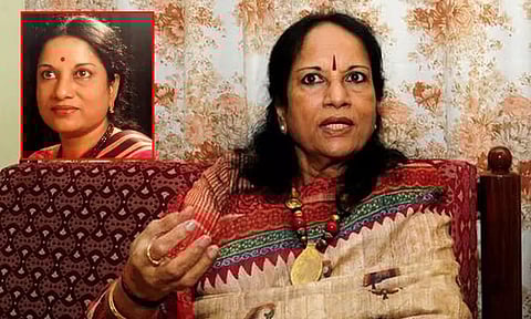 பிரபல பின்னணி பாடகி வாணி ஜெயராம் மறைவு; நடிகர் கமல்ஹாசன், இளையராஜா இரங்கல்