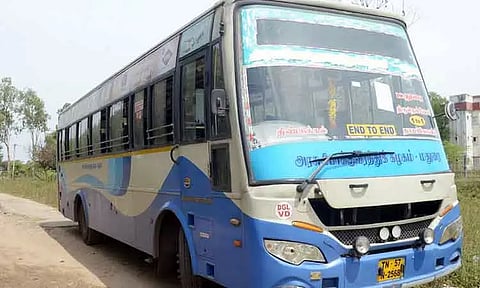 ரூ.17½ லட்சம் இழப்பீடு வழங்காததால் அரசு பஸ் ஜப்தி