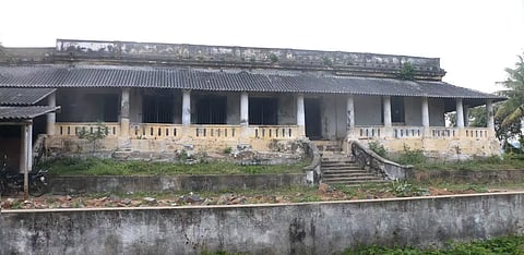 வரலாற்று சின்னங்கள் முறையாக பராமரிக்கப்படுமா?