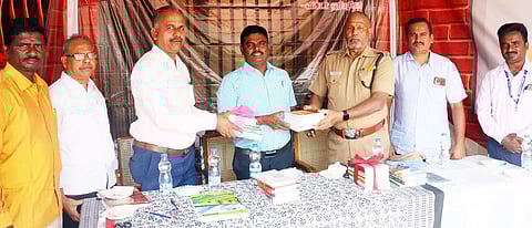 சேலம் மத்திய சிறைக்கு புத்தகங்களை இலவசமாக தாருங்கள்