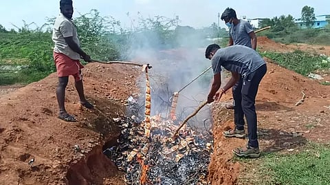 புகையிலை பொருட்கள் அழிப்பு