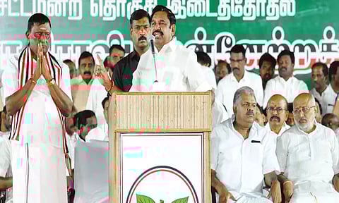 பொய்யான வாக்குறுதிகளை கொடுத்து தி.மு.க. வெற்றி பெற்றது - எடப்பாடி பழனிசாமி