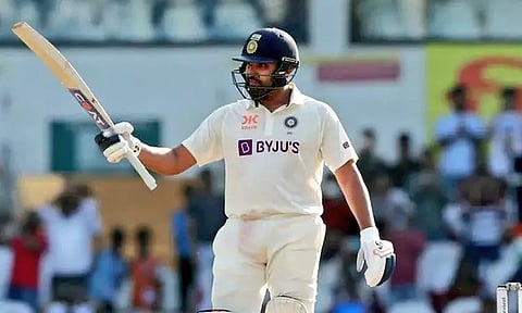 பார்டர் - கவாஸ்கர் டெஸ்ட்: ரோகித் சர்மா அபார சதம்...!