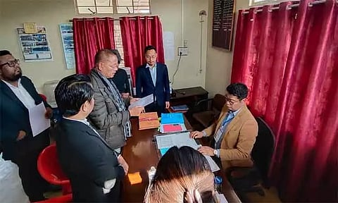 Image Courtesy : @KazhetoKinimi twitter