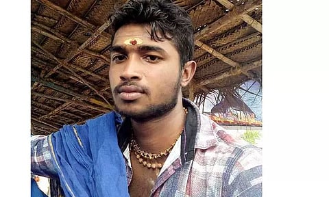 அரசு ஆஸ்பத்திரியில் அறுவை சிகிச்சை செய்த புதுமாப்பிள்ளை சாவு