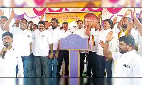 பரந்தூர் விமான நிலையம் அமைக்க எதிர்ப்பு: 200-வது நாளாக பொதுமக்கள் போராட்டம்