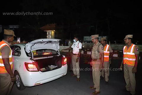 திருவண்ணாமலையில் ஏ.டி.எம். மையங்களில் துணிகர கொள்ளை: குமரியில் போலீசார் தீவிர வாகன சோதனை