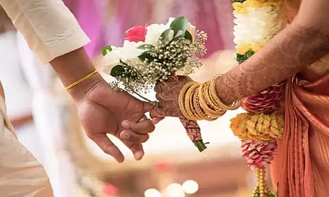 மணமகன் போதையில் வந்ததால் திருமணத்தை நிறுத்திய மணப்பெண்