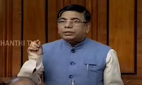 இந்தியாவில் 34,734 கல்லூரிகள் தரச்சான்றிதழ் பெறவில்லை - மத்திய கல்வித்துறை இணை மந்திரி சுபாஸ் சர்கார் தகவல்