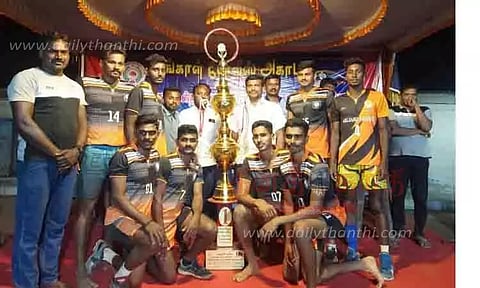 மாநில அளவிலான கைப்பந்து போட்டி: கோவை போலீஸ் அணியினர் சாம்பியன்