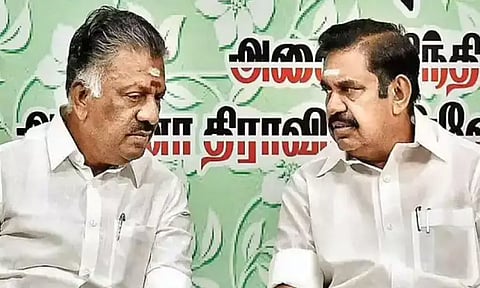 தேர்தல் ஆணையம் உத்தரவு:மராட்டியத்தை வைத்து பார்த்தால் அப்ப எடப்பாடிக்கு தானா அ.தி.மு.க...! ஓபிஎஸ் நிலை...?