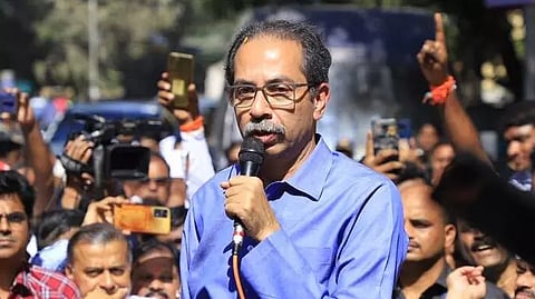 வில் அம்பு சின்னத்தை திருடியவர்களுக்கு பாடம் புகட்ட வேண்டும் -உத்தவ் தாக்கரே கோபம்