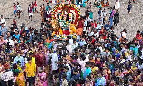 அங்காளபரமேஸ்வரி அம்மன் கோவில்களில் மயானக்கொள்ளை