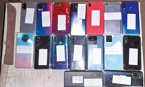 சென்னையில் செல்போன் பறிக்கும் கும்பல் தலைவன் அதிரடி கைது - கூலிக்கு ஆள் வைத்து அட்டூழியம்