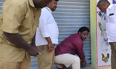 வாடகை பாக்கி செலுத்தாததால் 11 கடைகளுக்கு சீல்