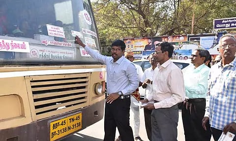 மாணவ-மாணவிகள் விழிப்புணர்வு ஊர்வலம்