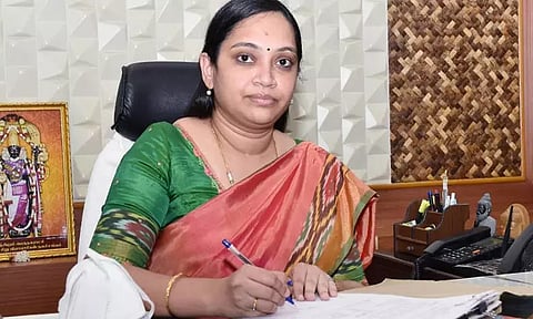 காஞ்சீபுரம் மாவட்டத்தில் ஊரக வளர்ச்சி முகமை அலுவலக பணி மேற்பார்வையாளர்கள் பணியிடமாற்றம்