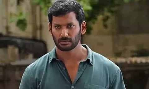 சில நொடிகளில் வாழ்க்கையைத் தவறவிட்டிருப்பேன் - படப்பிடிப்பின் போது ஏற்பட்ட விபத்து குறித்து விஷால் டுவீட்