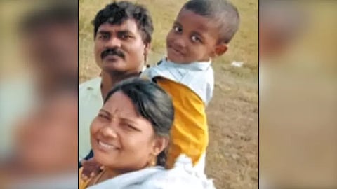 6 வயது மகனுக்கு விஷம் கொடுத்து கொன்று விட்டு கணவன்-மனைவி தூக்குப்போட்டு தற்கொலை - குடும்பத் தகராறா? போலீஸ் விசாரணை