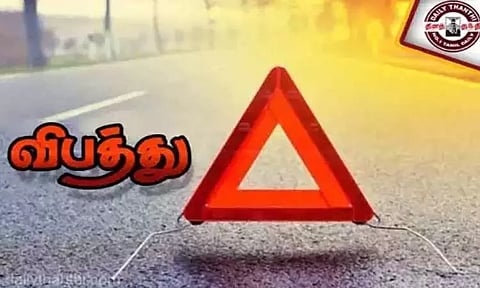 மின் கம்பத்தின் மீது மோட்டார் சைக்கிள் மோதி புதுமாப்பிள்ளை சாவு; மற்றொருவர் படுகாயம்