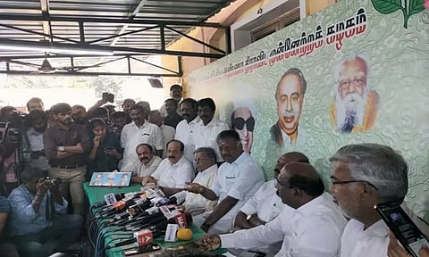 அ.தி.மு.க எடப்பாடி பழனிசாமி தாத்தா ஆரம்பித்த கட்சி அல்ல - ஓ.பன்னீர்செல்வம் கோபம்