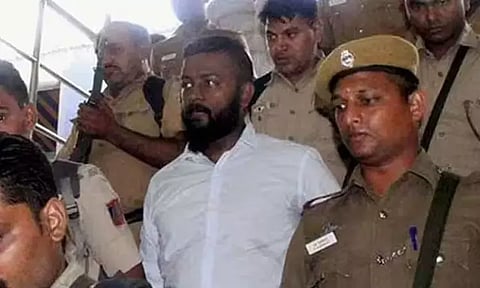 சட்டவிரோத பணப்பரிமாற்ற வழக்கு: சுகேஷ் சந்திரசேகரின் காவல் மேலும் 3 நாட்கள் நீட்டிப்பு