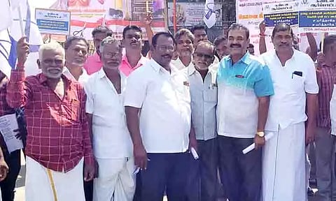 கேபிள் டி.வி. ஆபரேட்டர்கள் ஆர்ப்பாட்டம்