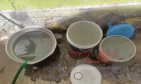 கழிவுநீர் கலந்த குடிநீர் வினியோகிப்பதாக பொதுமக்கள் புகார்
