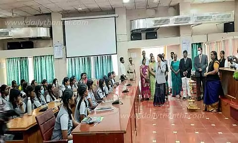 பெண்களுக்கான சட்டம், உரிமைகளை அறிந்து பயன்படுத்த வேண்டும் -மாவட்ட முதன்மை நீதிபதி பேச்சு